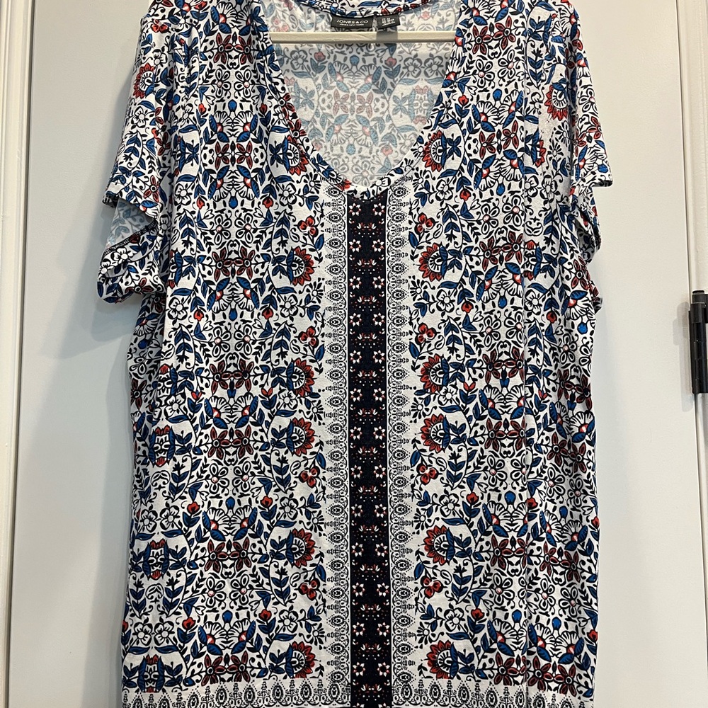 Jones New York Multicolor V-Neck Blouse